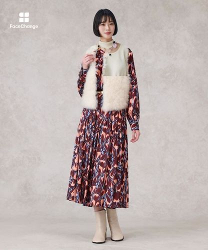 セットアップ対応商品】ペイントフラワープリントスリットネック