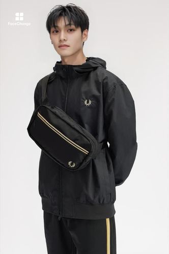 Tipped Tape Crossbody Bag(1SZ 102：BLACK): | FRED PERRY JAPAN
