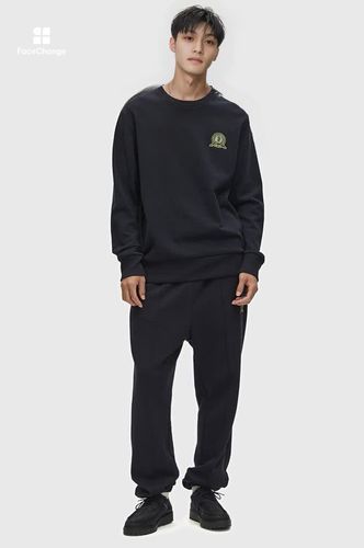 Tennis Badge Sweatshirt(M 608：NAVY): | FRED PERRY JAPAN