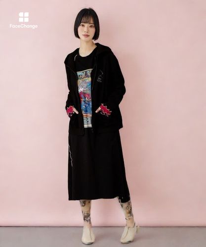 153615：にゃんこスカラー 袖配色パーカーの通販-ScoLar