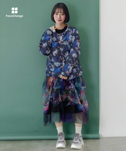 美品！「LEONARD-SPORT」綺麗なフラワー総柄のリバーシブル中綿ブルゾン 美品！「LEONARD-SPORT」綺麗なフラワー総柄のリバーシブル中綿