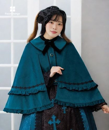 フリルケープ付きコート black-hair-bob-with-bangs.jpg