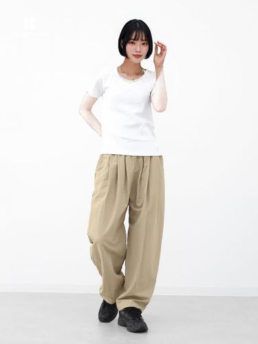 撥水・接触冷感】リコティーナ素材ギャザーストレートパンツ - YORT
