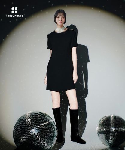 Glossyビジューミニワンピース LOULOU WILLOUGHBY】ビジューミニワンピース|allureville OFFICIAL