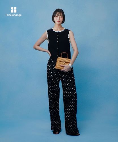 LOULOU WILLOUGHBY】クロッシェフラワートリミングプルオーバー