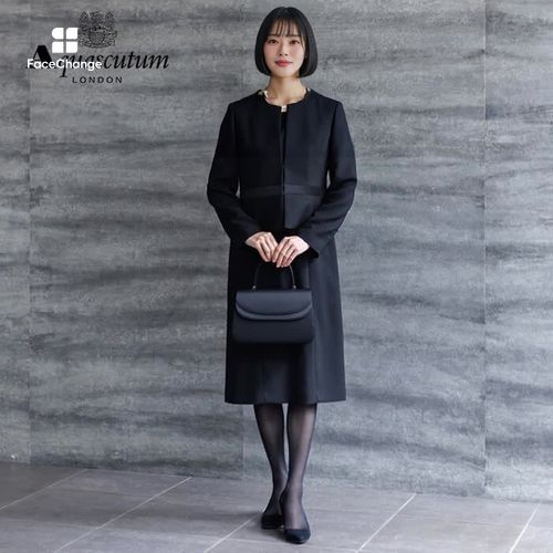 凛としたノーカラージャケットのアンサンブル 13号・ブラック｜東京