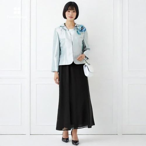 透け感が上品なスカート　フォーマル black-hair-bob-with-bangs.jpg