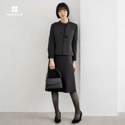black-hair-bob-with-bangs.jpg