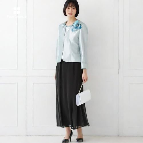 ビーズ刺繍のパーティーバッグ ・シルバー｜東京ソワールオンラインストア