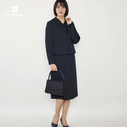 繊細なコード刺繍のブラックバッグ ・ブラック｜東京ソワール 
