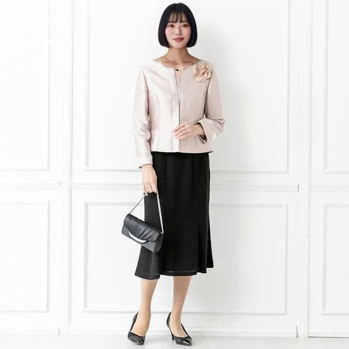 black-hair-bob-with-bangs.jpg