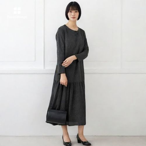 ピンドットプリントのワンピース M・ブラック｜東京ソワール