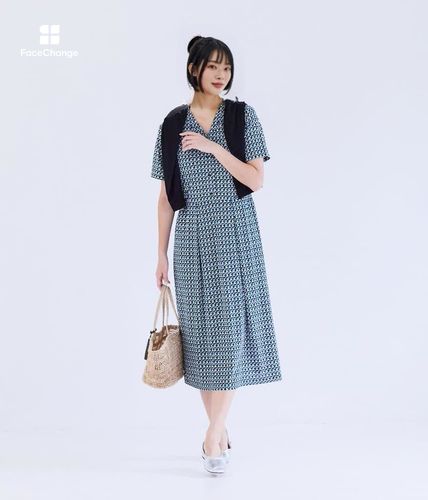 L】強撚スムースナイトキューブプリント 半袖Vネックワンピース