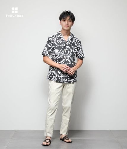 アロハ商品です アロハシャツ MADE IN HAWAII レーヨン100％ 花柄 オープンカラー